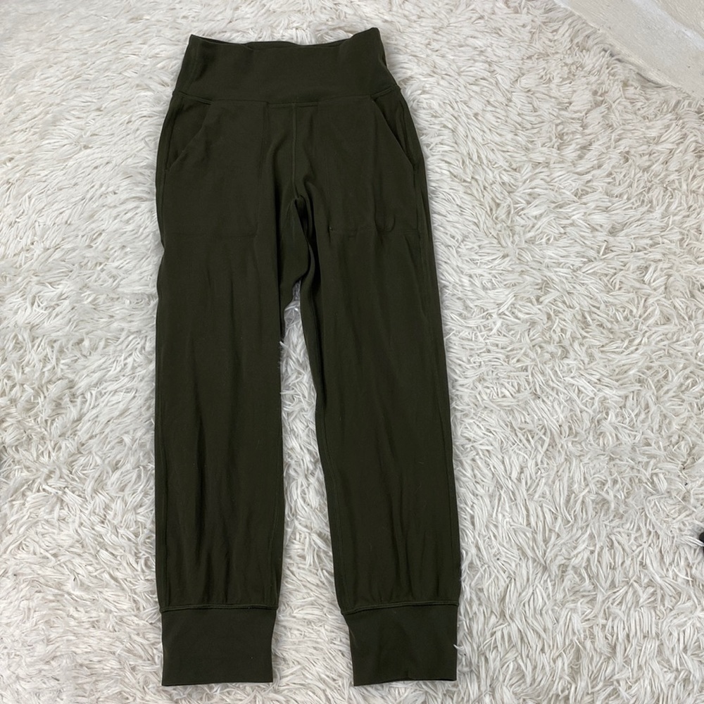 Lululemon Align Jogger Crop *23" Dark Olive
